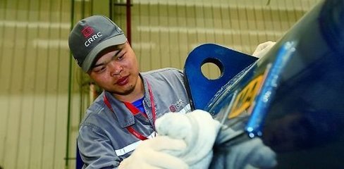 【簡訊】株洲肯特硬質(zhì)合金入圍國家級綠色工廠/13歲女生破了塵封21年的天元區(qū)女子初中跳遠紀(jì)錄